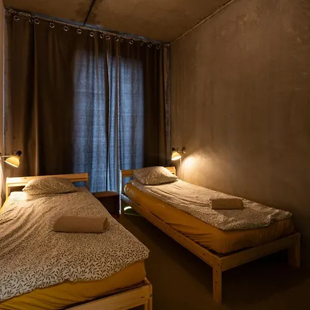 B10 Metro Stadion Narodowy Parking Free Warsaw