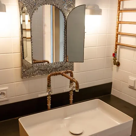 B10 Metro Stadion Narodowy Parking Free Warsaw