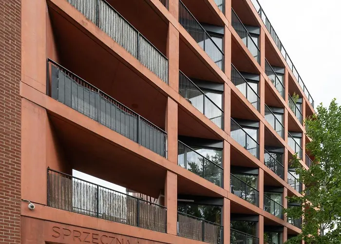 B10 Metro Stadion Narodowy Parking Free Varsovia